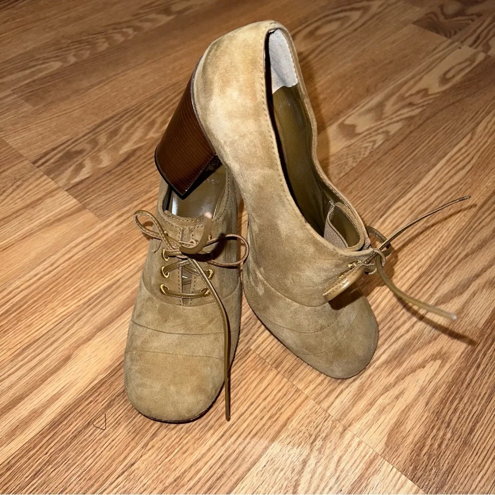 Tory Burch‎ Tan Suede Leather Lace Up Oxford 4” Heels 9.5 M